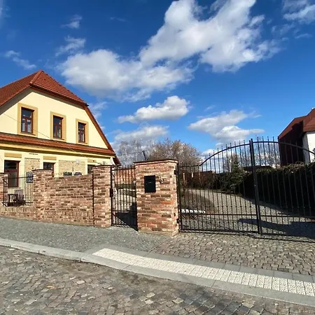 Lacasa Guest house